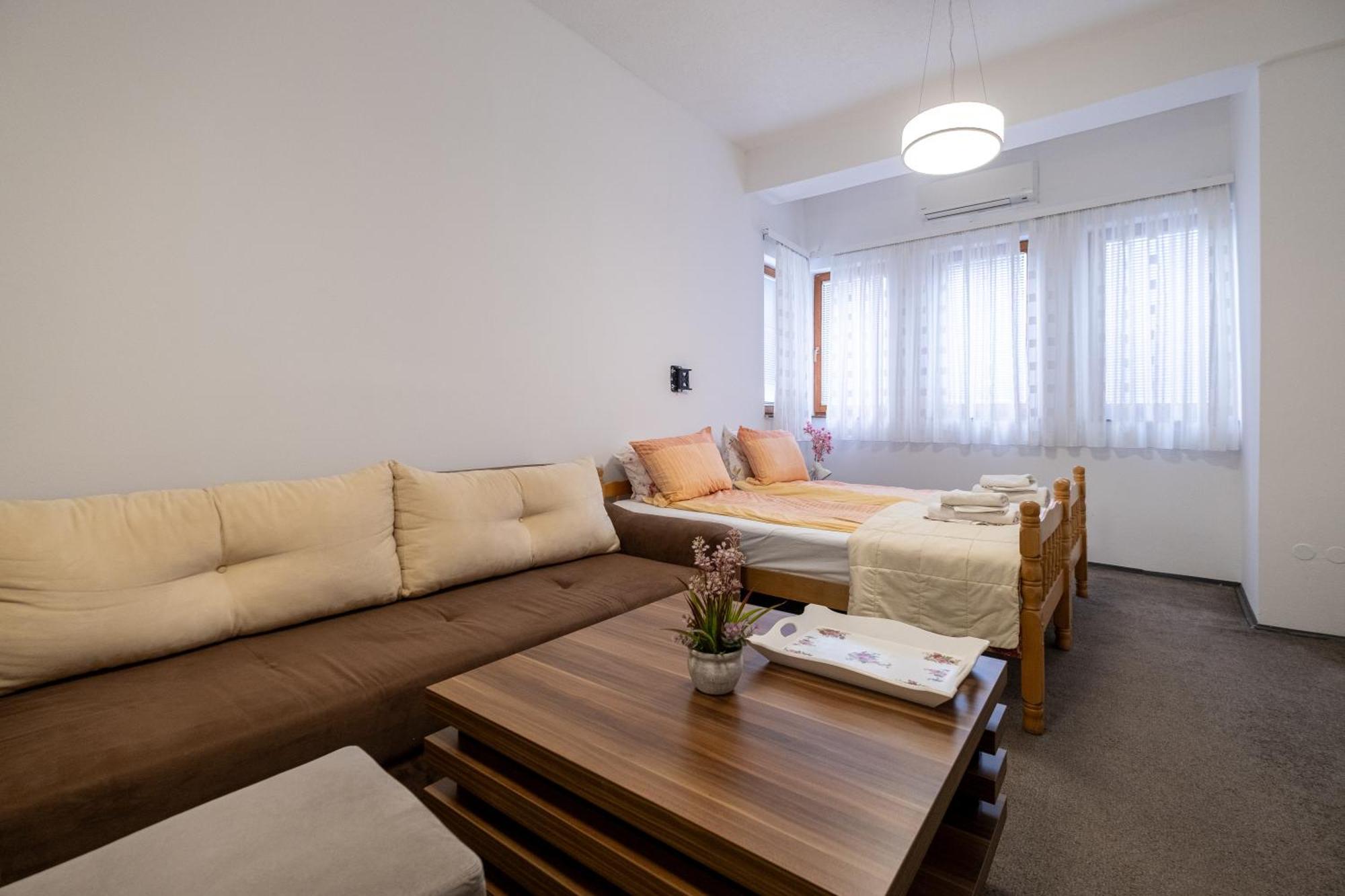 Guesthouse Rose Sarajevo Ngoại thất bức ảnh