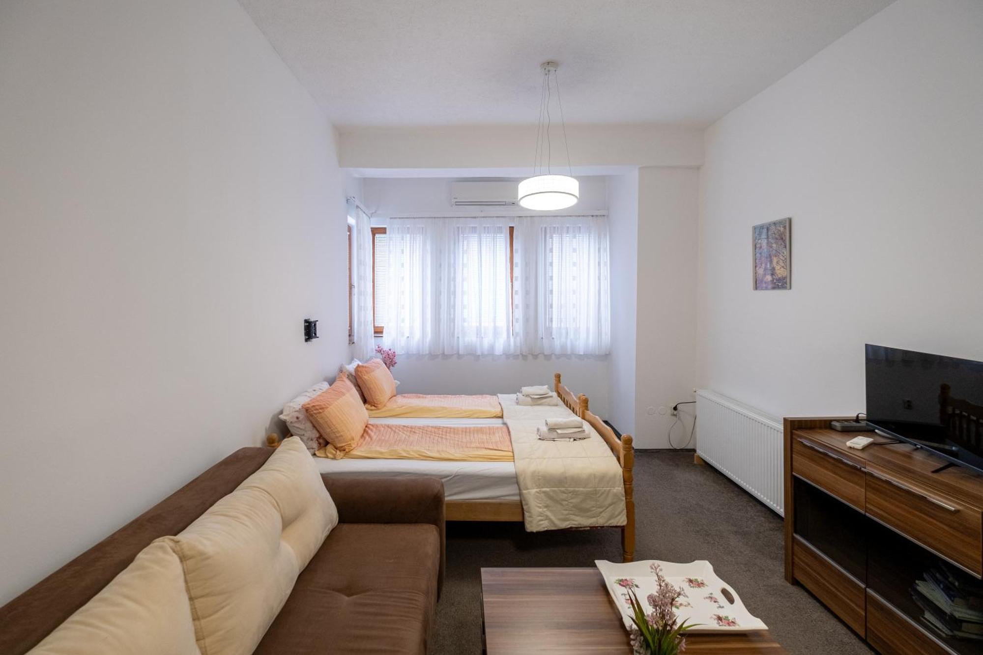 Guesthouse Rose Sarajevo Ngoại thất bức ảnh