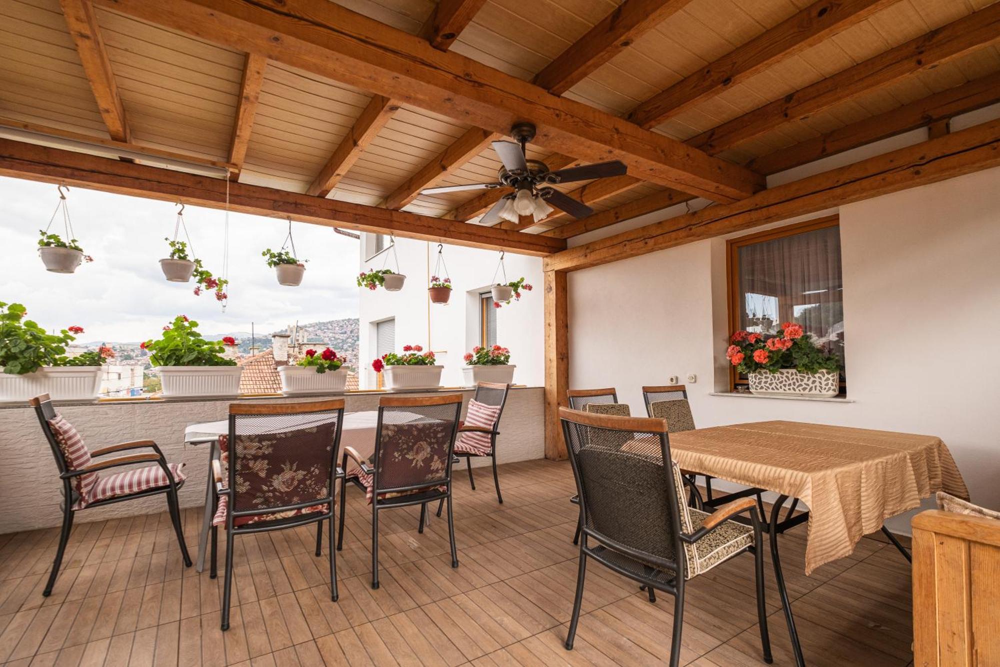 Guesthouse Rose Sarajevo Ngoại thất bức ảnh