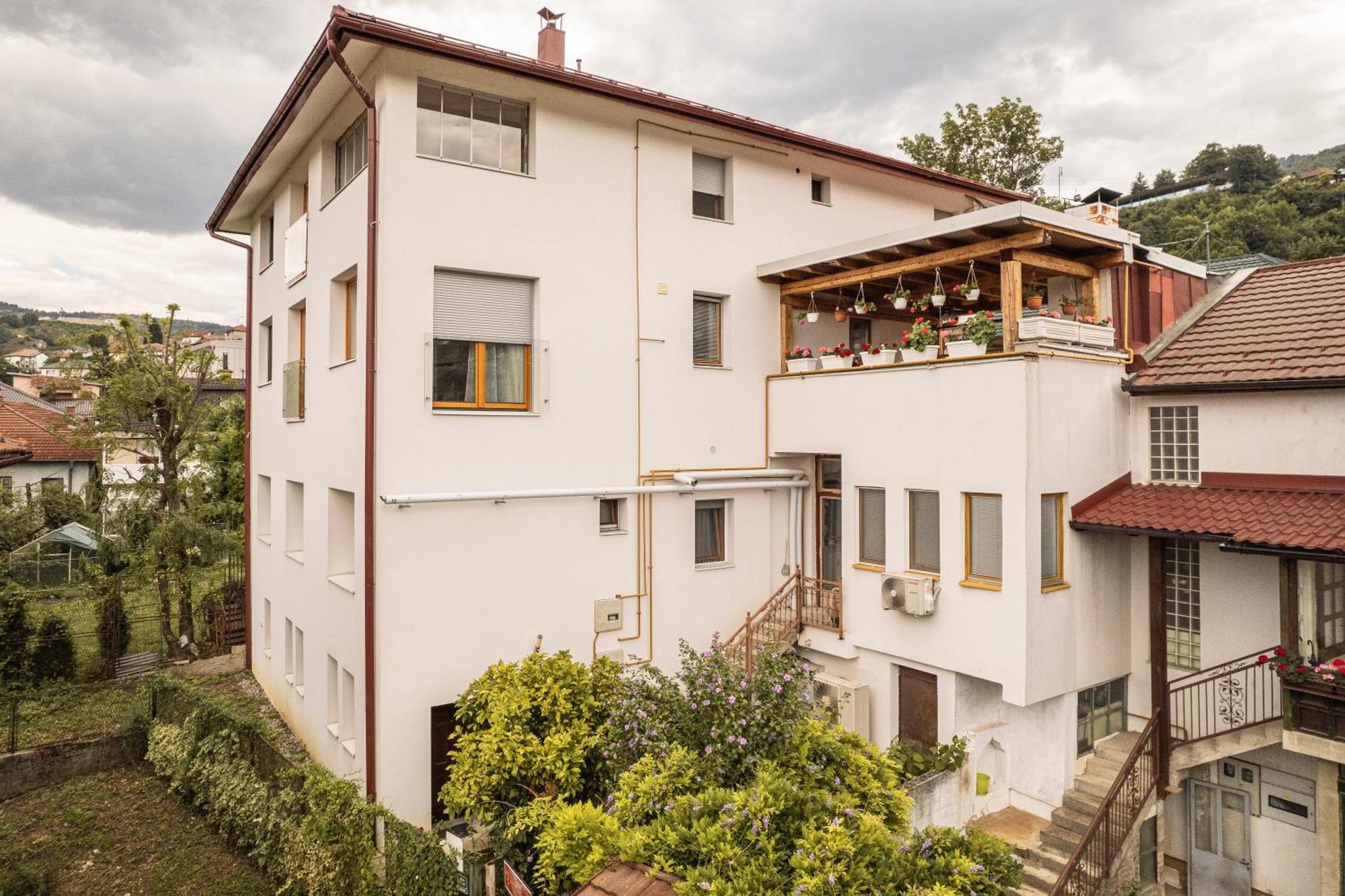 Guesthouse Rose Sarajevo Ngoại thất bức ảnh