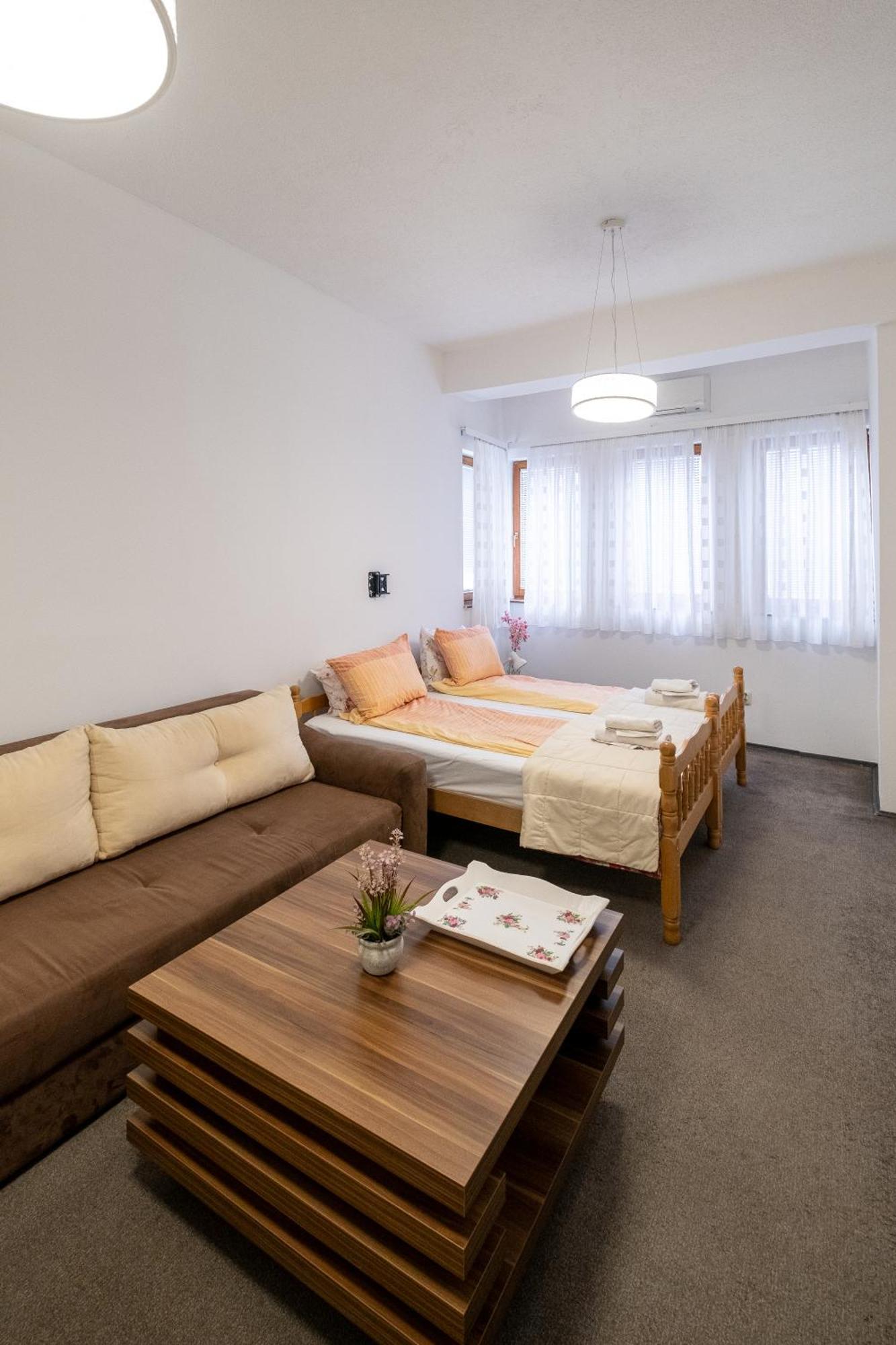 Guesthouse Rose Sarajevo Ngoại thất bức ảnh