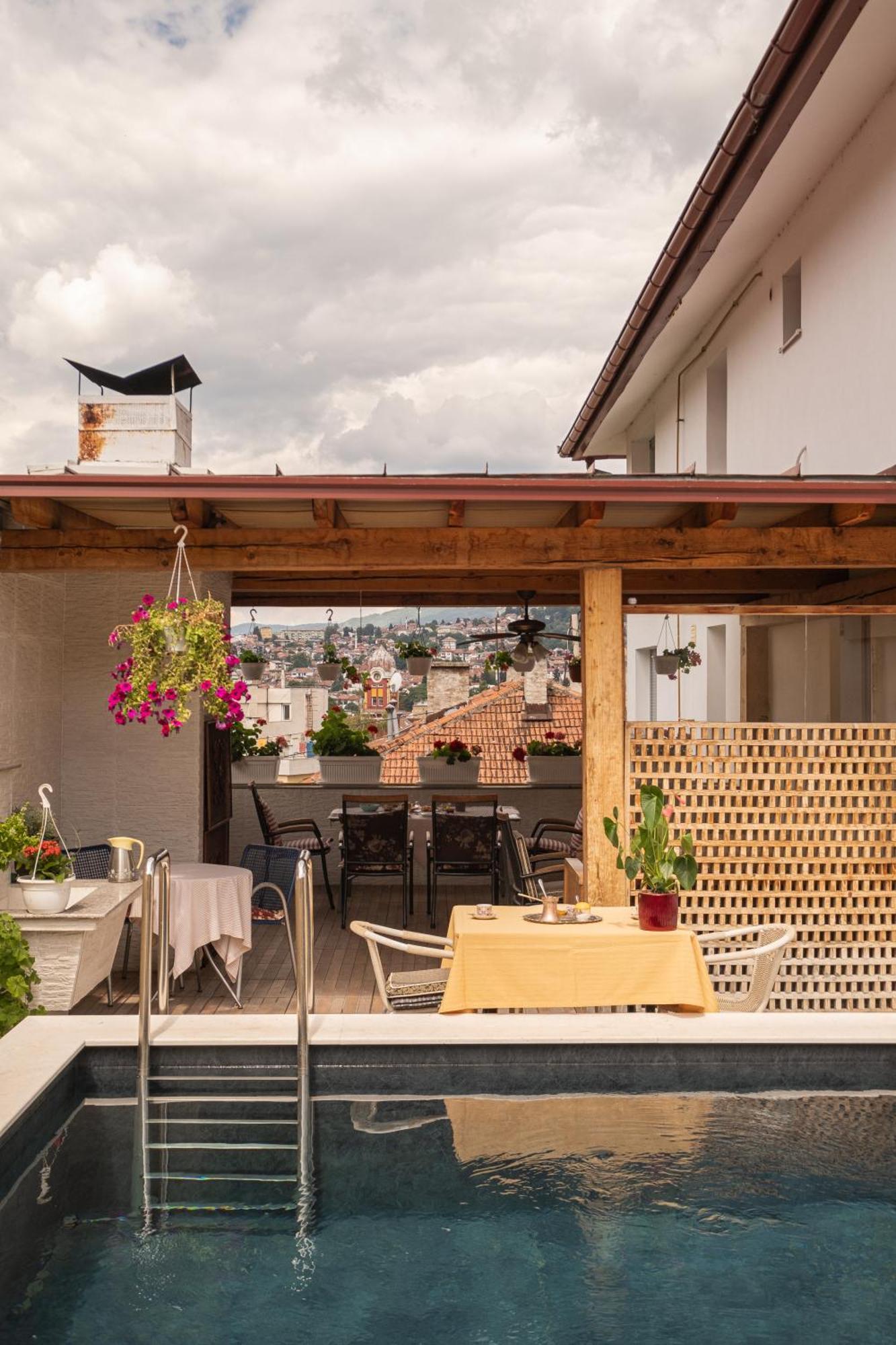 Guesthouse Rose Sarajevo Ngoại thất bức ảnh