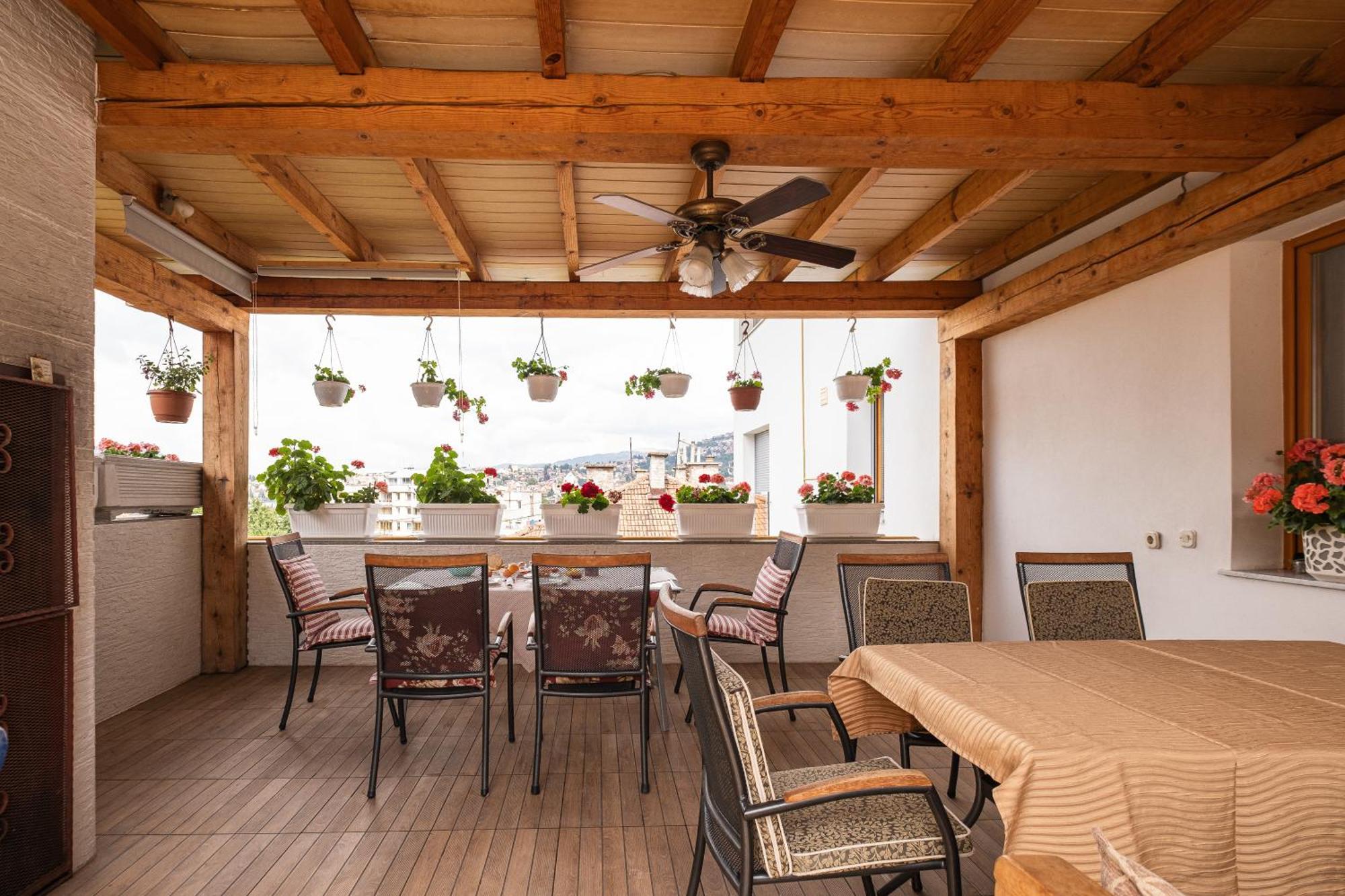 Guesthouse Rose Sarajevo Ngoại thất bức ảnh