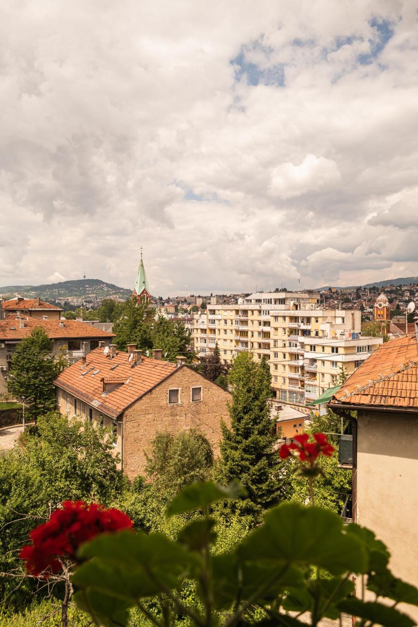 Guesthouse Rose Sarajevo Ngoại thất bức ảnh
