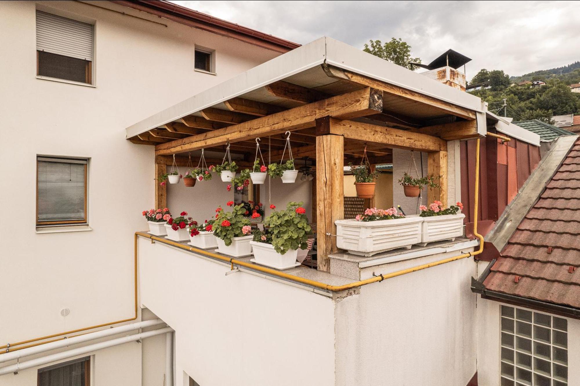 Guesthouse Rose Sarajevo Ngoại thất bức ảnh
